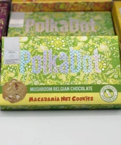 Biscuits Polkadot aux noix de macadamia et au chocolat